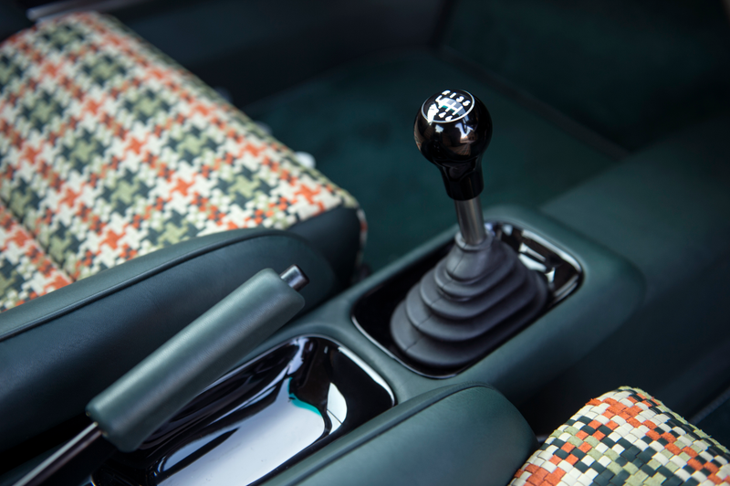 Illustration for article titled Just Sit There And Drool Over The Gorgeous New Singer 911